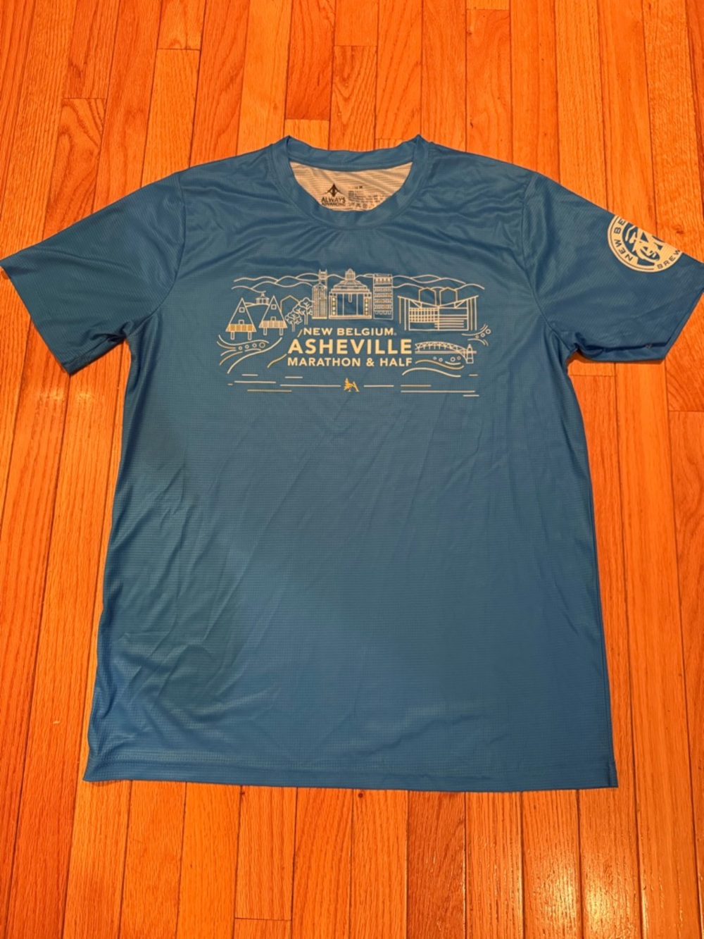 Asheville Marathon & Half New Belgium Blue Performance Tech Tee Men’s M NWOT